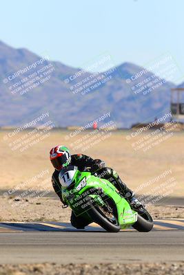 media/Jan-08-2022-SoCal Trackdays (Sat) [[1ec2777125]]/Turn 4 (1145am)/